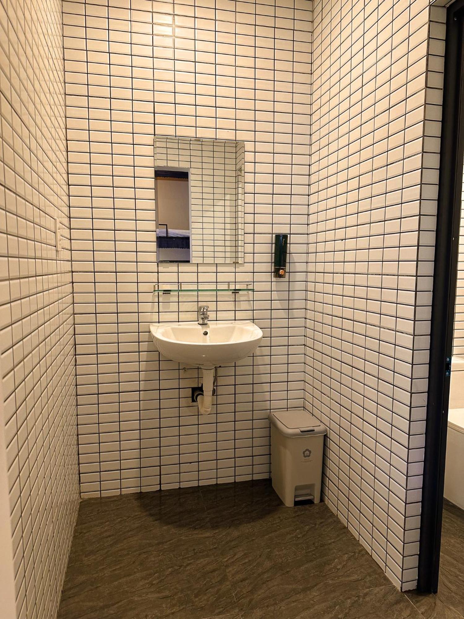 Gito Hostel Хойан Экстерьер фото